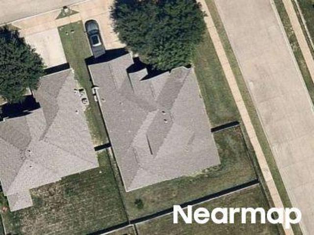 Red Bluff Ln