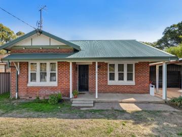 Red Brick Charm meets Blue Ribbon Potential