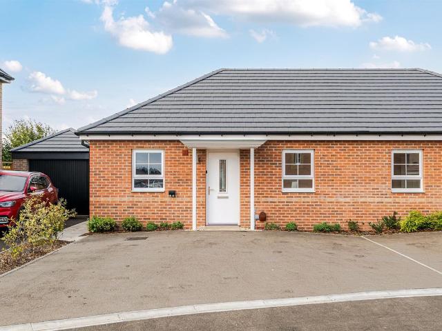 Red Deer Field NG17, 2 bed semi detached house to rent, £1,050 pcm | PrimeLocation