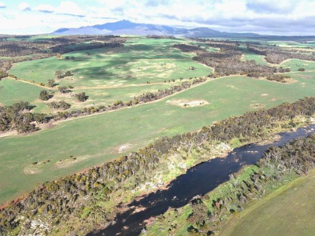 'Red Oak' Productive Grazing Country in a Stunning Stirling Range Setting
