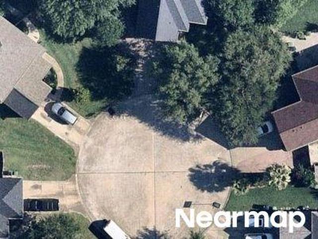Red Spruce Ln