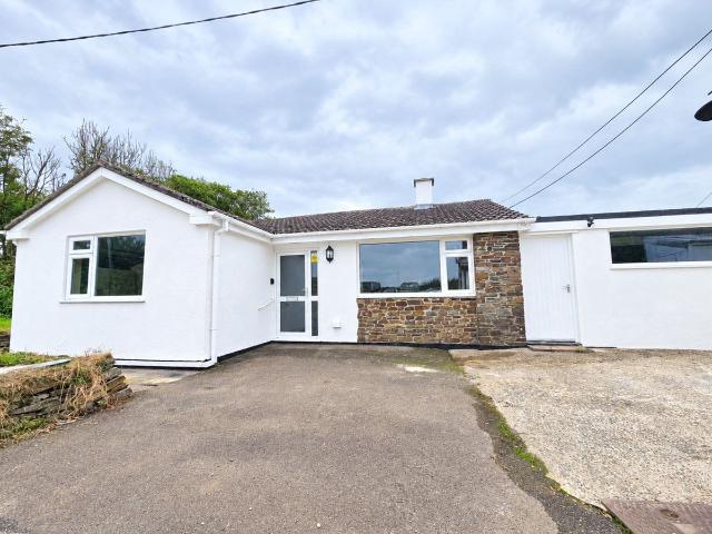 Red Post Garage, Bude, Cornwall EX23, Property to rent, £1,250 pcm | PrimeLocation