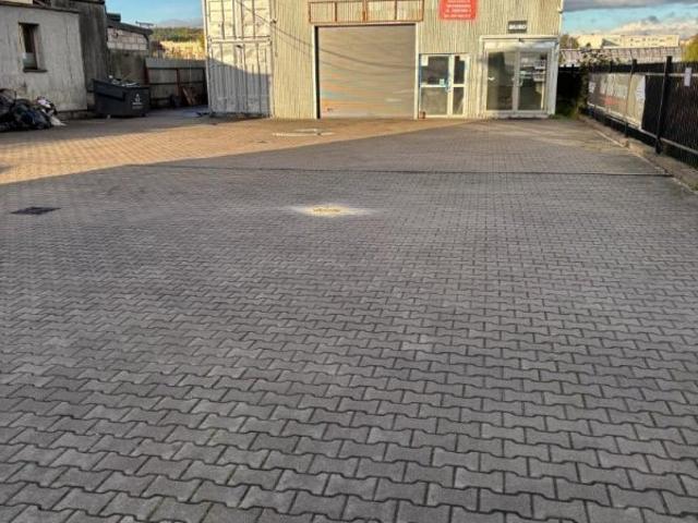 Zapraszam do wynajmu 120 m² warsztatu z parkingiem i biurem