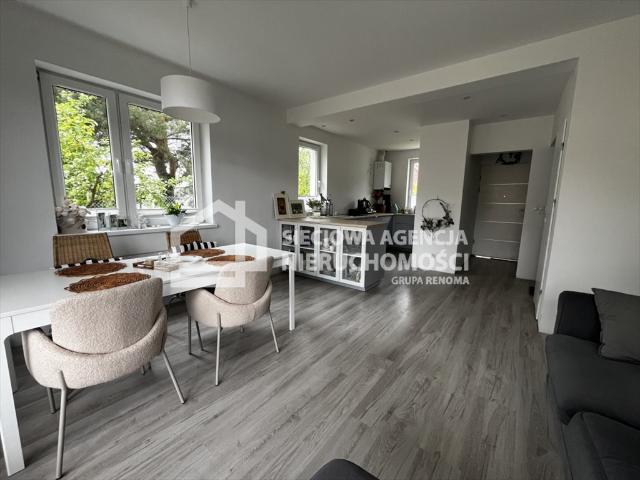 Polecam nowoczesny dom 115,5 m² z ogrodem i balkonem w Redzie