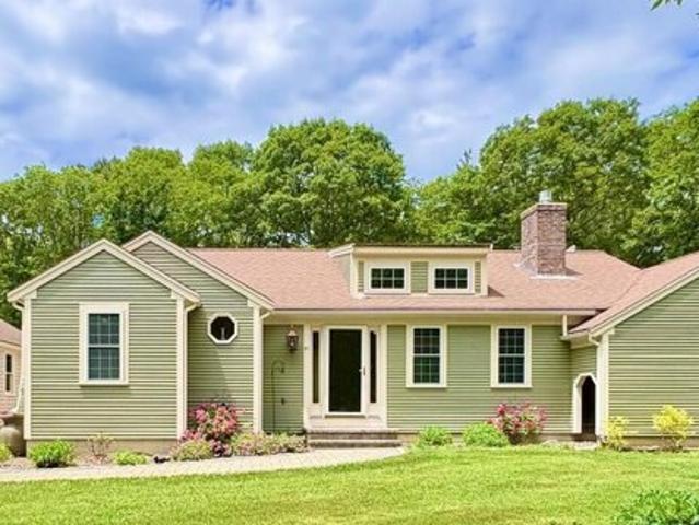 Redberry Ln, Marstons Mills, Home For Sale