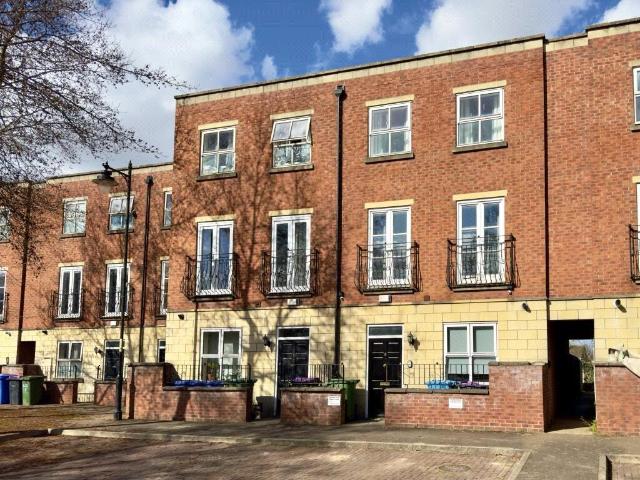 Redbourne Terrace, Haven Village. 4 bed terraced house to rent £1,300 pcm £300 pw