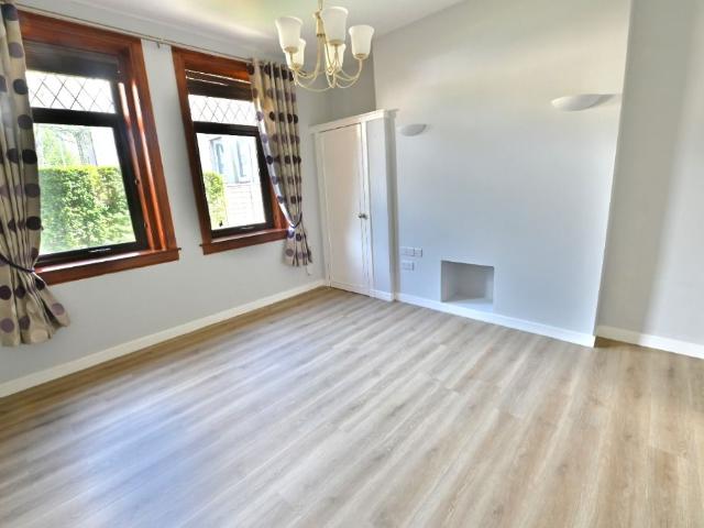 Redbraes Place, Bonnington, Edinburgh EH7, 2 bed flat to rent, £1,200 pcm | PrimeLocation