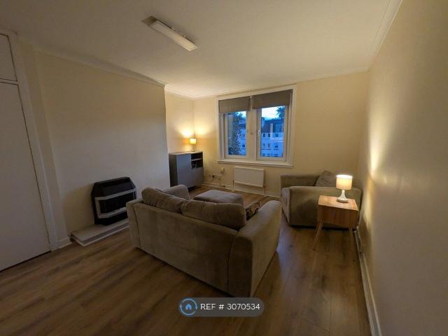 Redbraes Place, Edinburgh EH7, 1 bed flat to rent, £1,050 pcm | PrimeLocation