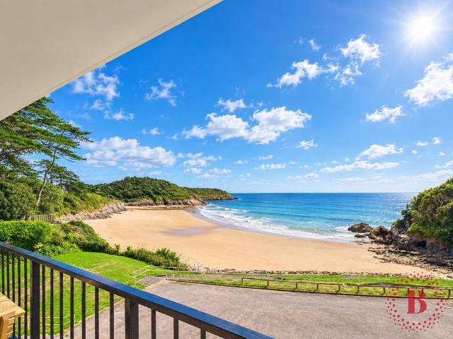 Redcliffe Apartments, Caswell Bay. 1 bed flat to rent £950 pcm £219 pw