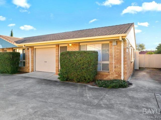 Redcliffe Low Maintenance Villa Living in a Convenient Peninsula Location