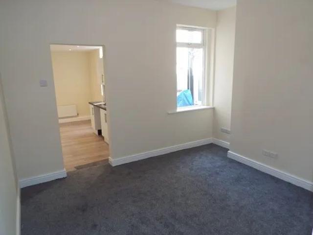 Redcliffe Road, Mansfield, NG18, Property for rent