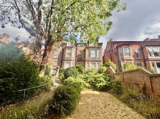Redcliffe Road, Nottingham NG3, 1 bed flat to rent, £795 pcm | PrimeLocation