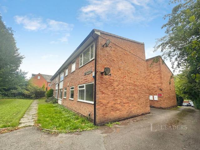 Redditch Road, Kings Norton. 2 bed flat to rent £975 pcm £225 pw