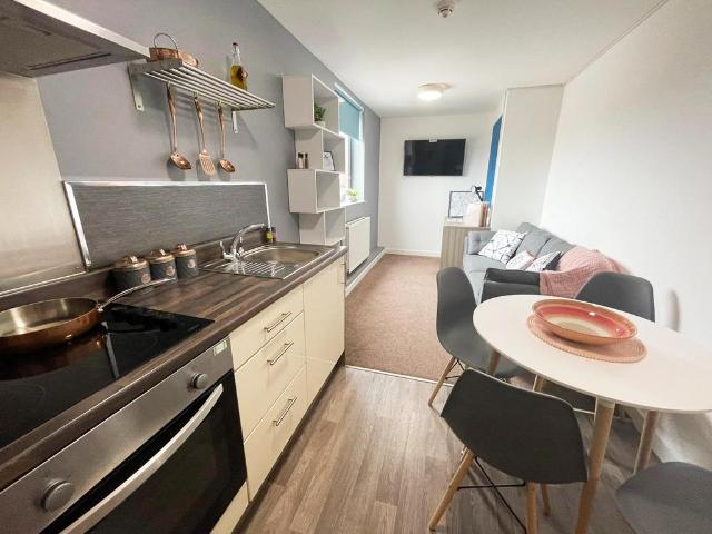 Rede House Plus One Bedroom. 1 bed apartment to rent £884 pcm £204 pw