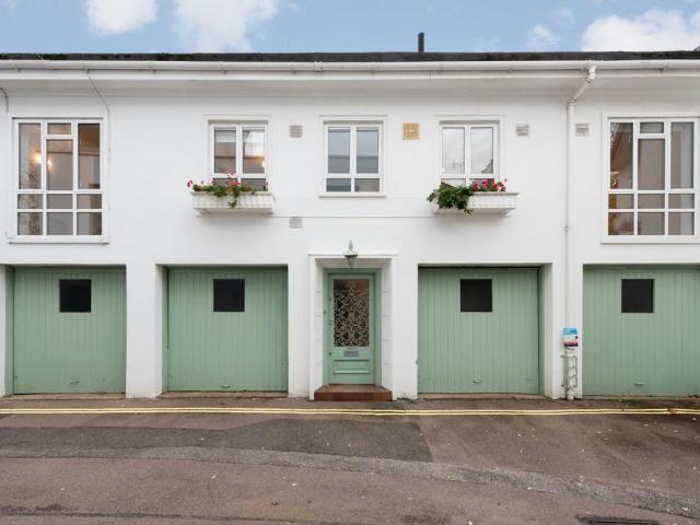 Rede Place, Notting Hill, London, W2 2 bed apartment to rent £3,250 pcm £750 pw