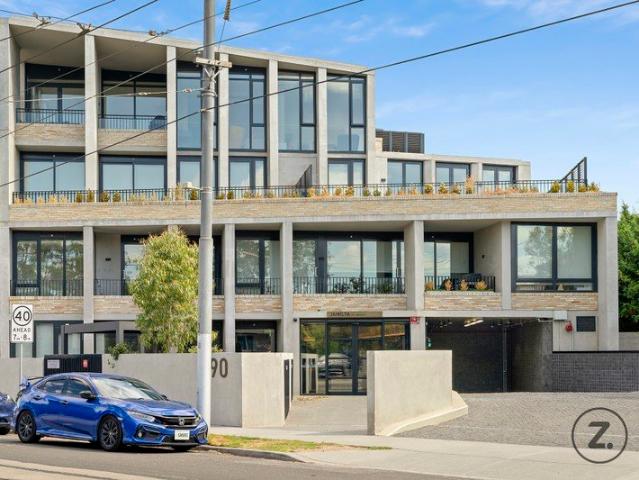 Redefining Rental Accommodation with Prestige, Style, and Community in the Heart of Melbourne!