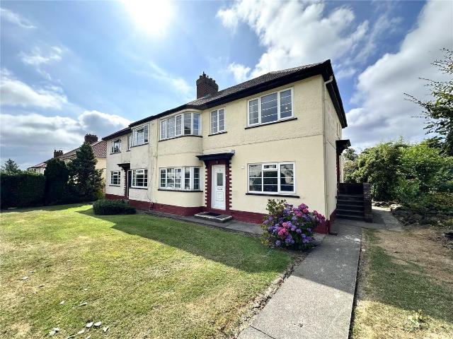 Redesdale Gardens, Leeds, West Yorkshire LS16, 2 bed flat to rent, £975 pcm | PrimeLocation