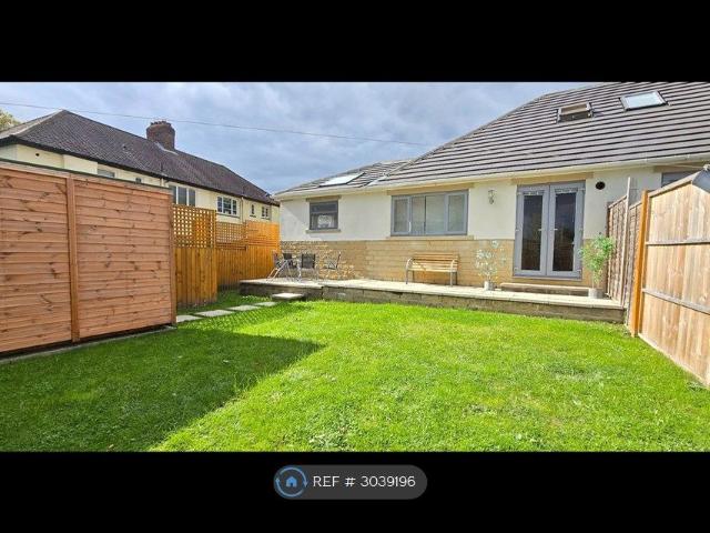 Redesdale Place, Leeds LS16, 4 bed semi detached house to rent, £1,350 pcm | PrimeLocation