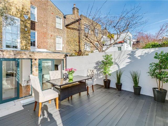 Redfield Lane, Kensington, London, SW5 3 bed apartment to rent £5,000 pcm £1,154 pw