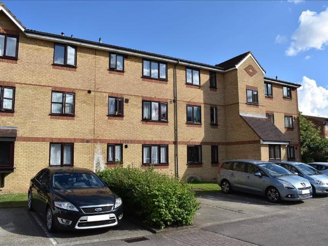 Redford Close, Feltham, Middlesex TW13, Studio to rent, £1,200 pcm | PrimeLocation
