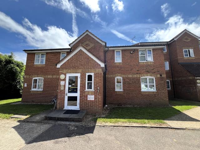 Redford Close, Feltham TW13, 2 bed flat to rent, £1,650 pcm | PrimeLocation