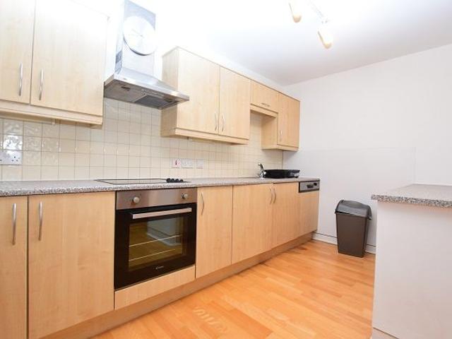 Redgrave, Sheffield S3, 2 bed flat to rent, £1,000 pcm | PrimeLocation