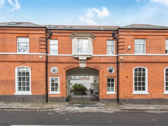 Redhill Street, Regents Park, NW1 4 bed terraced house to rent £6,912 pcm £1,595 pw