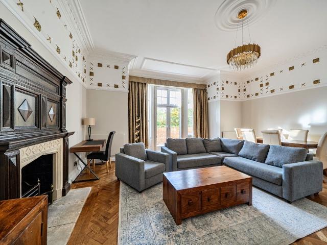 Redington Road, London NW3, 3 bed flat to rent, £10,833 pcm | PrimeLocation