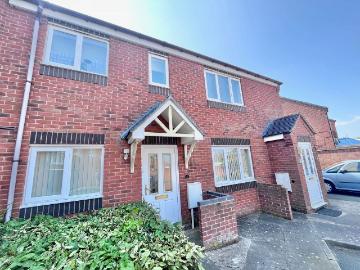 Redlands Road, Hadley TF1, 2 bed flat to rent, £800 pcm | PrimeLocation
