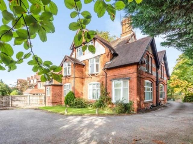 Redlands Road, Reading RG1, 1 bed flat to rent, £1,250 pcm | PrimeLocation