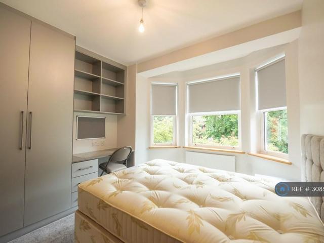 Redlands Road, Reading, RG1 9 bed detached house to rent £7,425 pcm £1,713 pw
