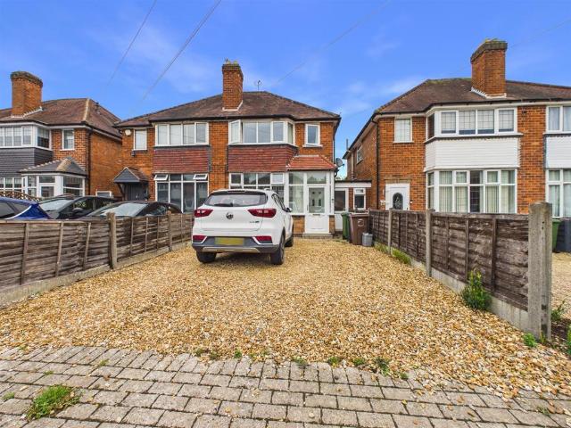 Redlands Road, Solihull 3 bed semi detached house to rent £1,650 pcm £381 pw