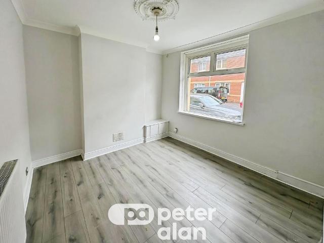 Redlaver Street, Cardiff, CF11 3 bed terraced house to rent £1,470 pcm £339 pw