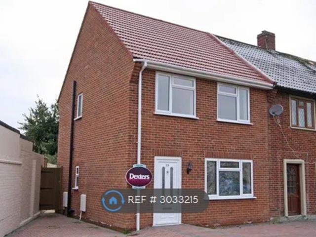 Redlees Close, Isleworth TW7, 3 bed end terrace house to rent, £2,350 pcm | PrimeLocation