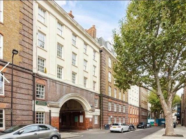 Redman House, Portpool Lane, London EC1N, 3 bed flat to rent, £3,683 pcm | PrimeLocation