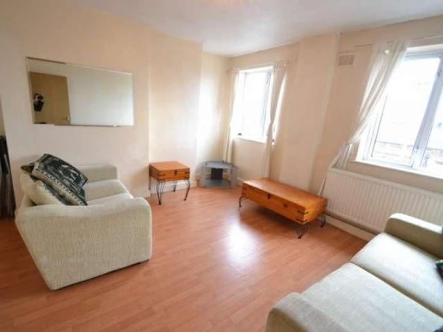 Redmires Court, Eccles New Road, M5