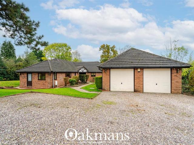 Rednal Park Court, Hawkesley, B38 8DS, United Kingdom | 4 bed house for rent #134901003 | Rentberry