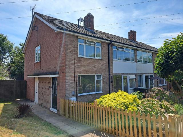 Rednall Drive, Four Oaks, Sutton Coldfield B75, 2 bed maisonette to rent, £1,025 pcm | PrimeLocation
