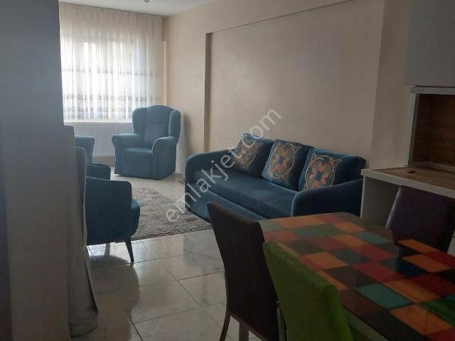 Redstone zena'dan Çarşı Merkezde Eşyalı 1+1 Kiralık Daire