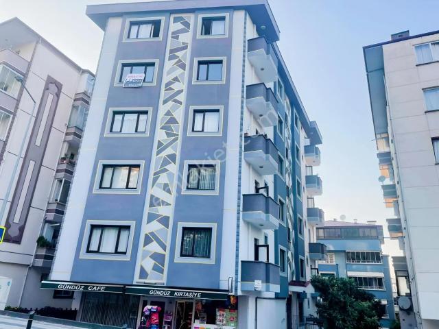 Redstone Şana Gayrimenkulden 2 Nolu Beşirlide Satılık 3+1 Daire