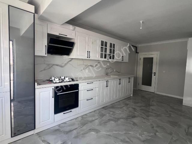 Redstone Castle Sincan Temelli Sıfır 3+1 Satılık Daire