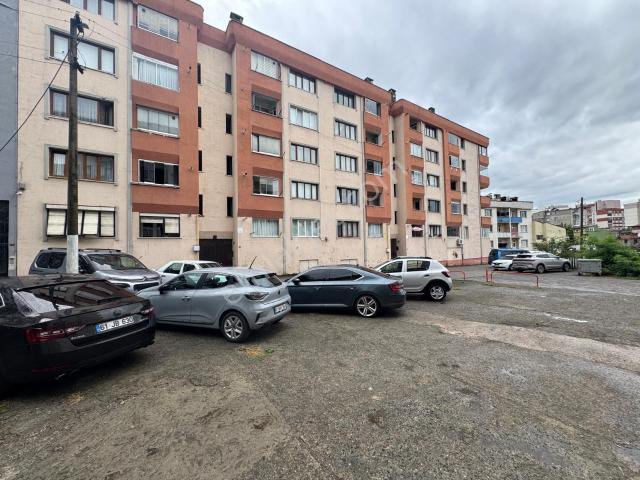 Redstone ' Dan Yenicumada Kiralık 3+1 Daire