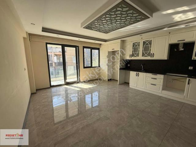 Redstone Myidol Gayrimenkul'dan Muratdede'de Kiralık 3+1 Daire