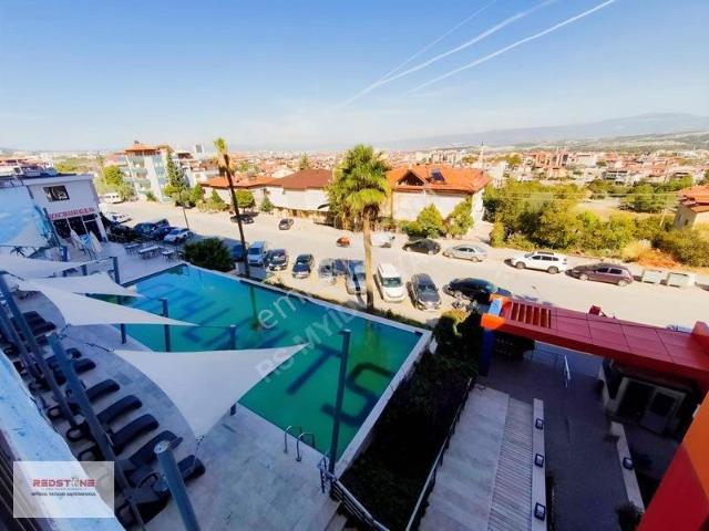Redstone Myidol'den Zeytinköy'de Havuzlu Arakat 1+1 Apart