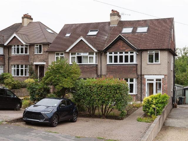 Redstone Park, Redhill RH1, 4 bed property to rent, £3,000 pcm | PrimeLocation