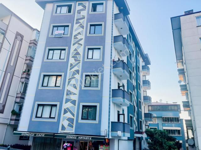 Redstone'dan 2nolu Beşirli De Kiralık 3+1 Daire