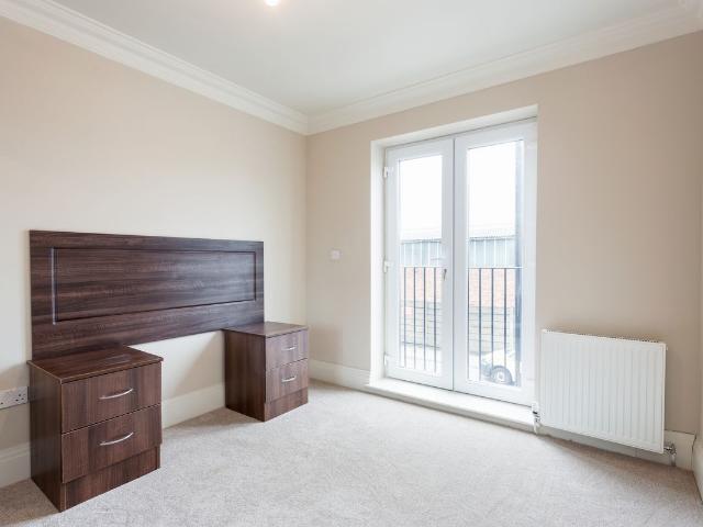 Reet Gardens, Stoke Gardens, Slough SL1, 2 bed flat to rent, £1,700 pcm | PrimeLocation