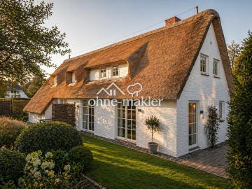 Reetdachhaus mit 3 FeWos in St.Peter Ording–sofort nutzbares Invest, bis zu 90.000 € Einnahme