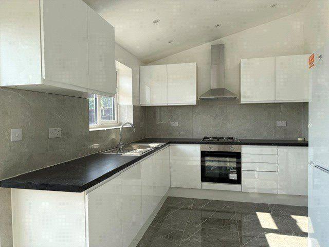 Reeves Avenue, Kingsbury, London NW9, 3 bed semi detached house to rent, £2,850 pcm | PrimeLocation
