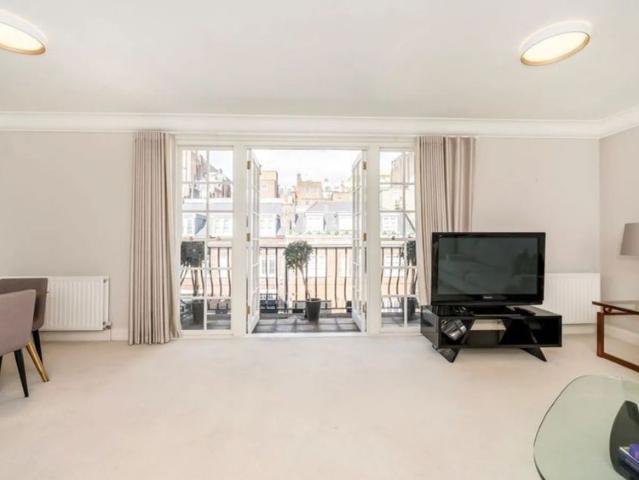 Reeves Mews, Mayfair, W1K